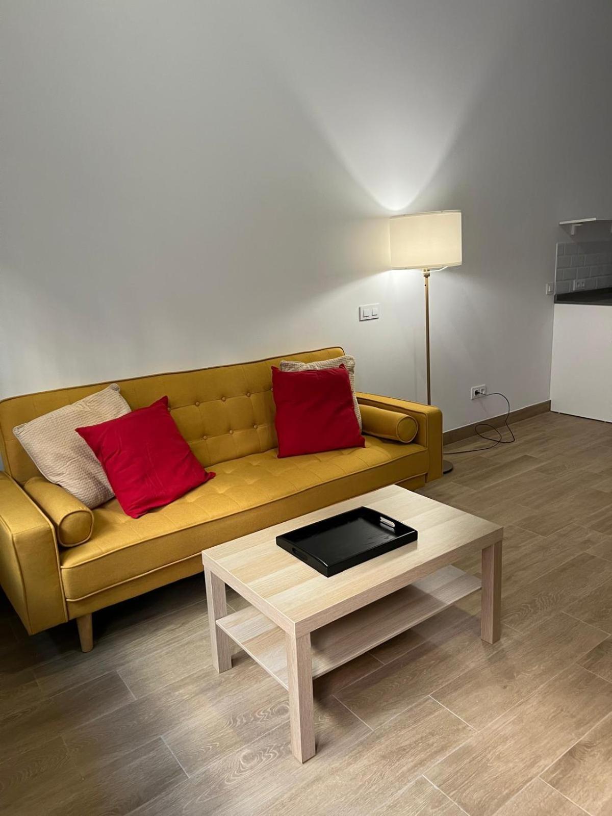 Triana Aparthotel *