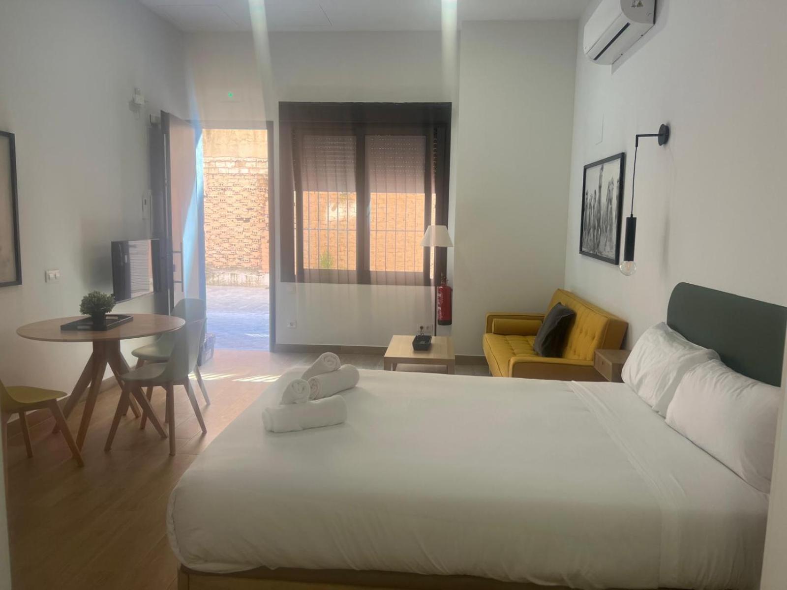 Triana Aparthotel Seville